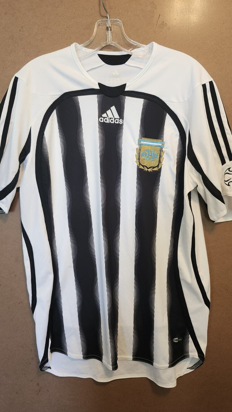 Adidas Aquilla Striped Soccer Jersey 2008 Messi Argentina Style Size M #654